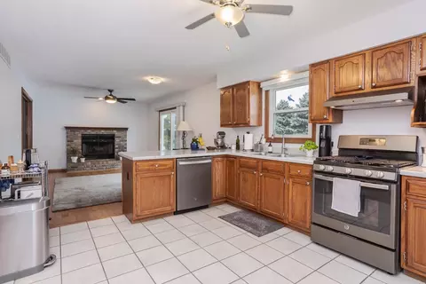 Kitchen - 1600 Surrey St, Normal, IL 61761 photo 5 of 6