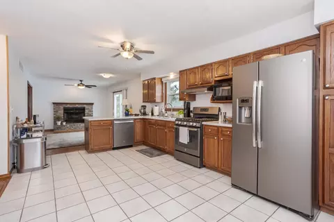 Kitchen - 1600 Surrey St, Normal, IL 61761 photo 3 of 6