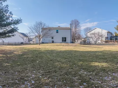Exterior - 1600 Surrey St, Normal, IL 61761 photo 3 of 6
