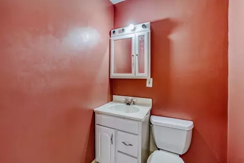 Bath - 822 Colonial Dr #B, Wheeling, IL 60090 photo 3 of 4