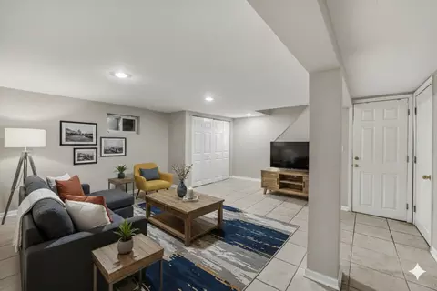 Other - 822 Colonial Dr #B, Wheeling, IL 60090 photo 4 of 6