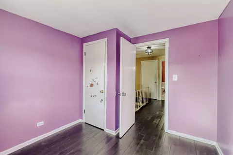Bedroom - 822 Colonial Dr #B, Wheeling, IL 60090 photo 4 of 4