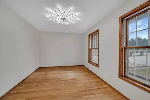 Living - 3775 Will Ct, Morris, IL 60450 photo 1 of 6