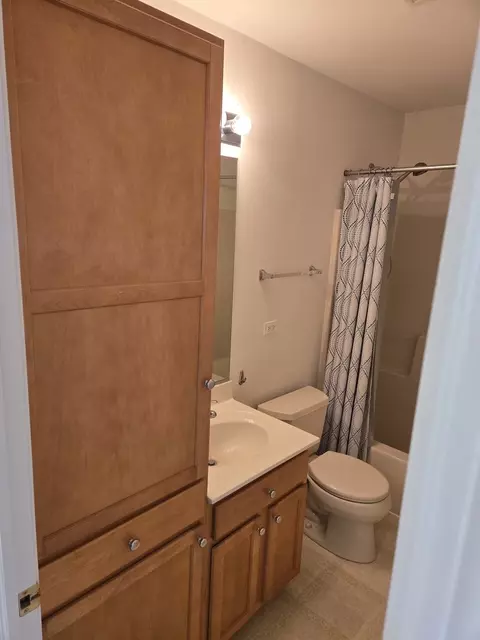 5220 Cobblers Xing, Mchenry, IL 60050 photo 21