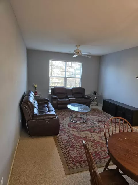 5220 Cobblers Xing, Mchenry, IL 60050 photo 16