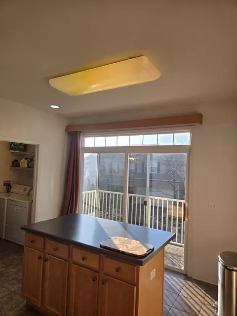 5220 Cobblers Xing, Mchenry, IL 60050 photo 9
