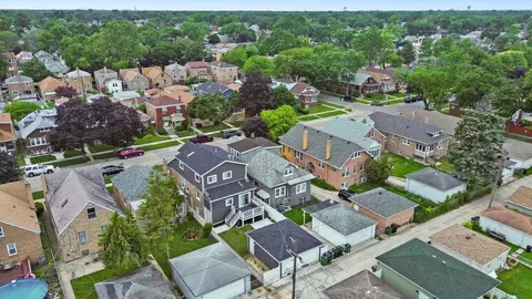 View/Area - 3715 Euclid Ave, Berwyn, IL 60402 photo 1 of 4
