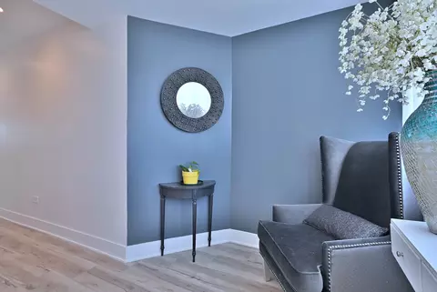 Entry Way - 3715 Euclid Ave, Berwyn, IL 60402 photo 6 of 8