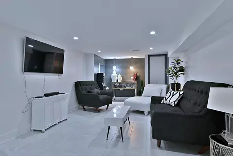 Living - 3715 Euclid Ave, Berwyn, IL 60402 photo 6 of 7