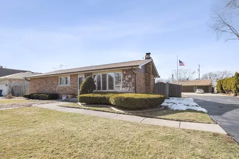 13748 Leclaire Ave, Crestwood, IL 60418