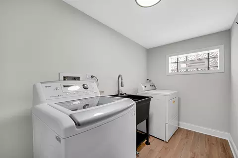 2250 E 92nd Pl, Chicago, IL 60617 photo 18