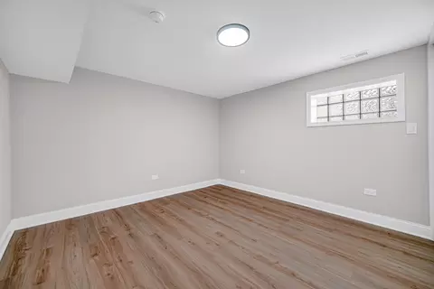 2250 E 92nd Pl, Chicago, IL 60617 photo 23
