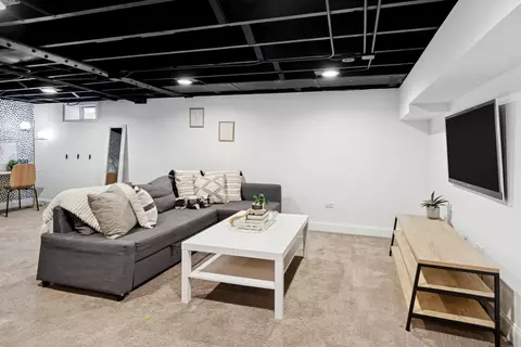 Living - 820 Cherry St, Wheaton, IL 60187 photo 3 of 3