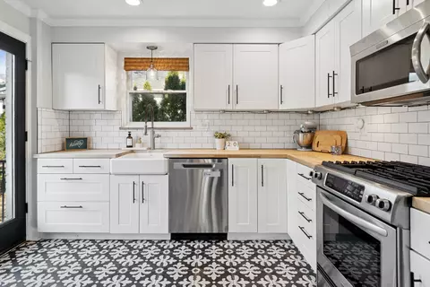 Kitchen - 820 Cherry St, Wheaton, IL 60187 photo 1 of 2