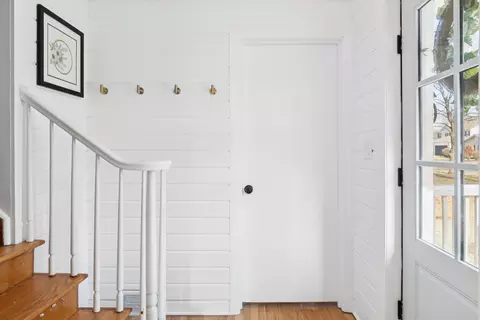 Entry Way - 820 Cherry St, Wheaton, IL 60187 photo 1 of 1