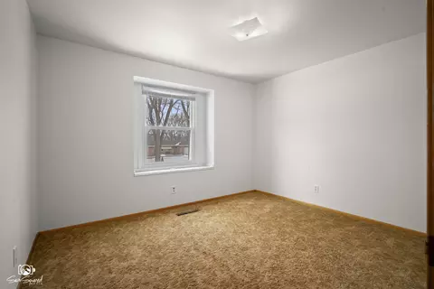 Bedroom - 2750 E Riverview Dr, Kankakee, IL 60901 photo 4 of 4