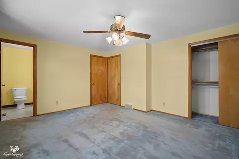 Bedroom - 2750 E Riverview Dr, Kankakee, IL 60901 photo 2 of 4
