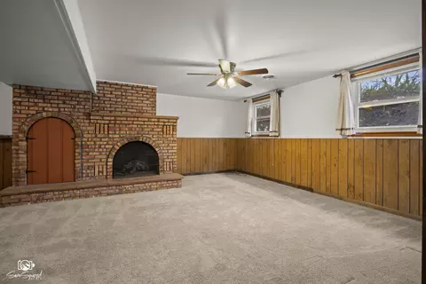 Living - 2750 E Riverview Dr, Kankakee, IL 60901 photo 7 of 7