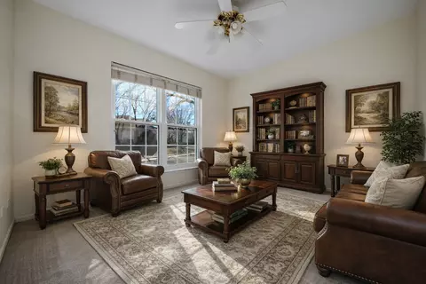 Living - 21344 W Juniper Ln, Plainfield, IL 60544 photo 4 of 5