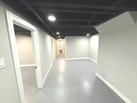 Entry Way - 10531 S Morgan St, Chicago, IL 60643 photo 2 of 2
