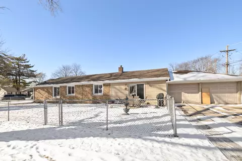 5252 W 89th St, Oak Lawn, IL 60453