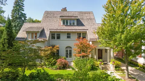 1030 Sheridan Rd, Evanston, IL 60202