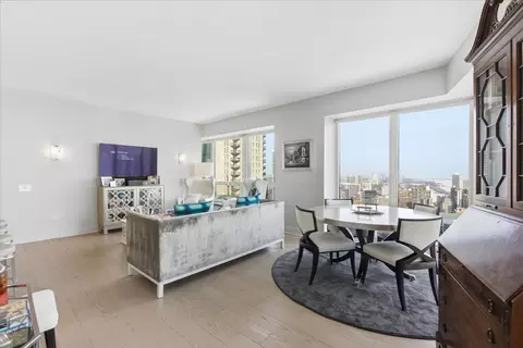 Living - 57 E Delaware Pl #3904, Chicago, IL 60611 photo 4 of 5
