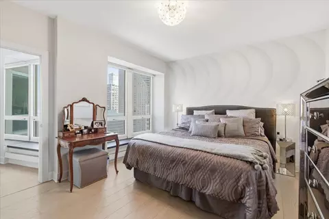Bedroom - 57 E Delaware Pl #3904, Chicago, IL 60611 photo 2 of 2