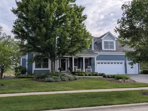 Undisclosed, Lindenhurst, IL 60046