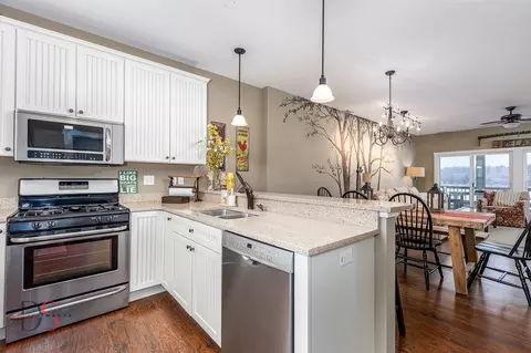 Kitchen - 13 River Row, Ottawa, IL 61350 photo 3 of 3