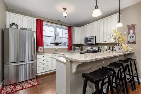 Kitchen - 13 River Row, Ottawa, IL 61350 photo 1 of 3