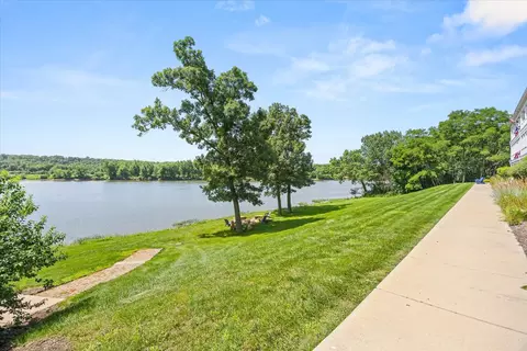 View/Area - 13 River Row, Ottawa, IL 61350 photo 3 of 15