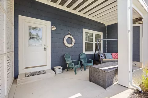 Exterior - 13 River Row, Ottawa, IL 61350 photo 3 of 25