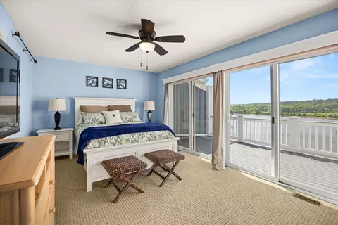 Bedroom - 13 River Row, Ottawa, IL 61350 photo 3 of 5