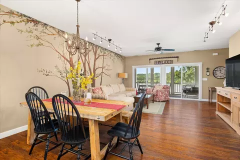 Dining - 13 River Row, Ottawa, IL 61350 photo 2 of 2