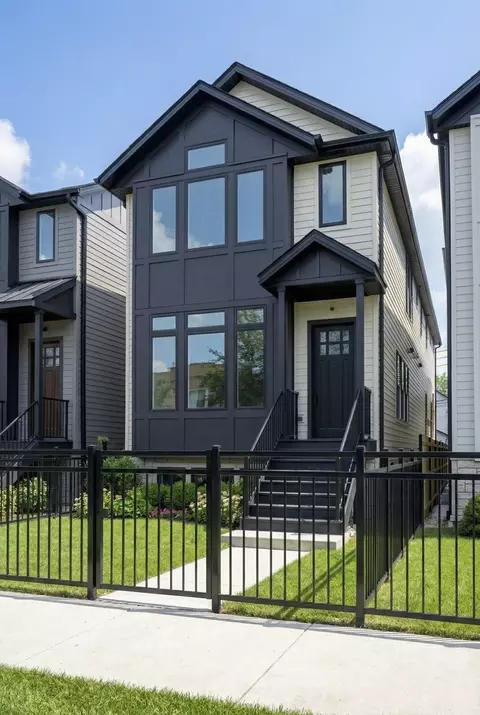3051 N Christiana Ave, Chicago, IL 60618