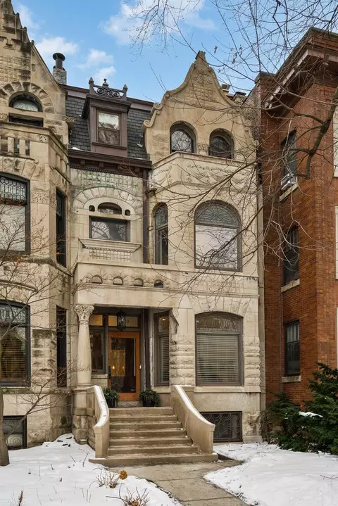 5519 S Cornell Ave, Chicago, IL 60637
