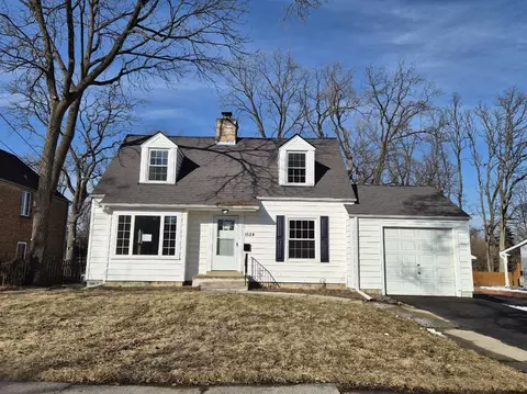 1524 Olive Rd, Homewood, IL 60430