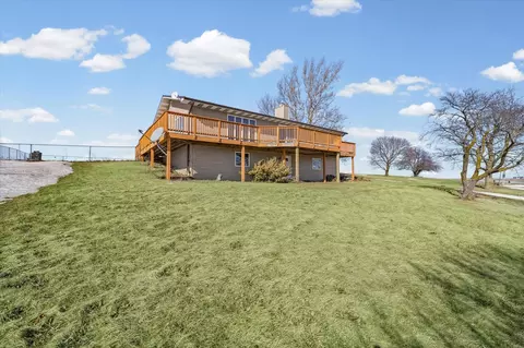 42242 N 770 East Rd, Rankin, IL 60960