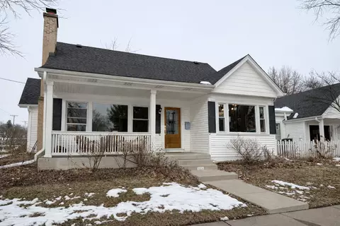 530 Fairview Ave, Glen Ellyn, IL 60137