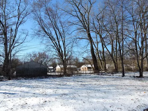 Exterior - 15328 Parkside Dr, Markham, IL 60428 photo 7 of 7