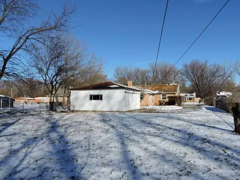 Exterior - 15328 Parkside Dr, Markham, IL 60428 photo 6 of 7