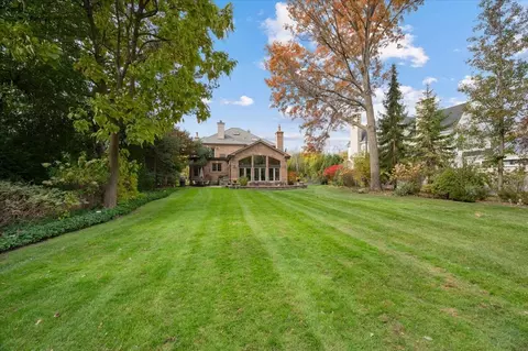 Exterior - 985 Pine Tree Ln, Winnetka, IL 60093 photo 9 of 12