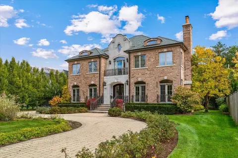 Exterior - 985 Pine Tree Ln, Winnetka, IL 60093 photo 12 of 12
