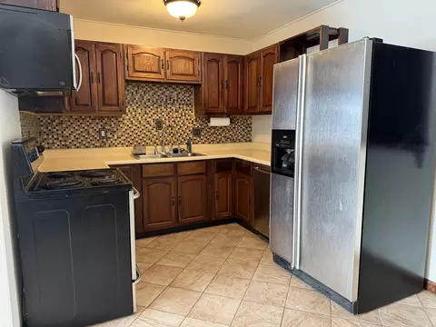 Kitchen - 1516 Triangle St, Mount Vernon, IL 62864 photo 1 of 5