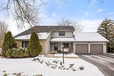 24840 S Hemphill Dr, Elwood, IL 60421