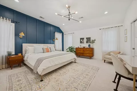 Bedroom - 1605 Elmdale Ave, Glenview, IL 60026 photo 1 of 5