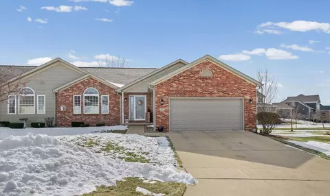 1413 Caro Ct #1413, Mahomet, IL 61853