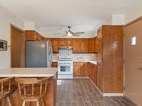 Kitchen - 2350 31st St, Moline, IL 61265 photo 1 of 6