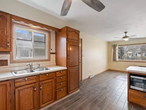 Kitchen - 2350 31st St, Moline, IL 61265 photo 6 of 6